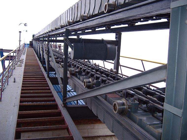 鏈斗機